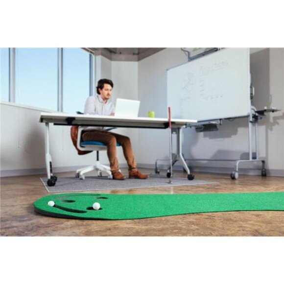 Par Three Golf Putting Green (3' x 9') - Picture 3 of 7